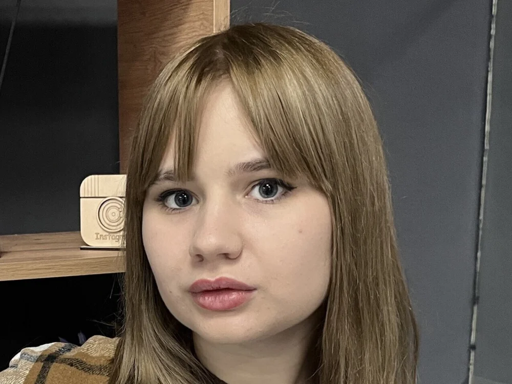 MayElswick's Offline Chat Room