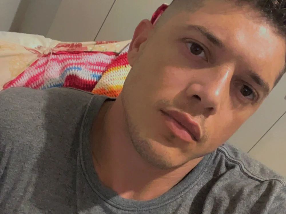 mateusdf61 Offline Chatraum