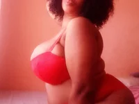 Онлайн чат XXX MissHolyCoxx