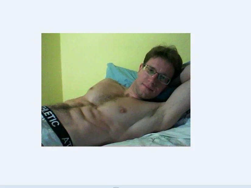 Chatroom XXX hors ligne de yatshen