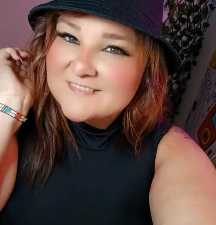 emma_umarami Offline XXX Chat