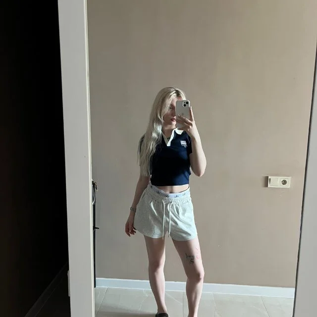 TiffanieSluyter cover photo