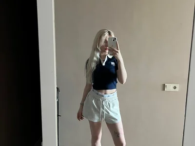 TiffanieSluyter - Girl 