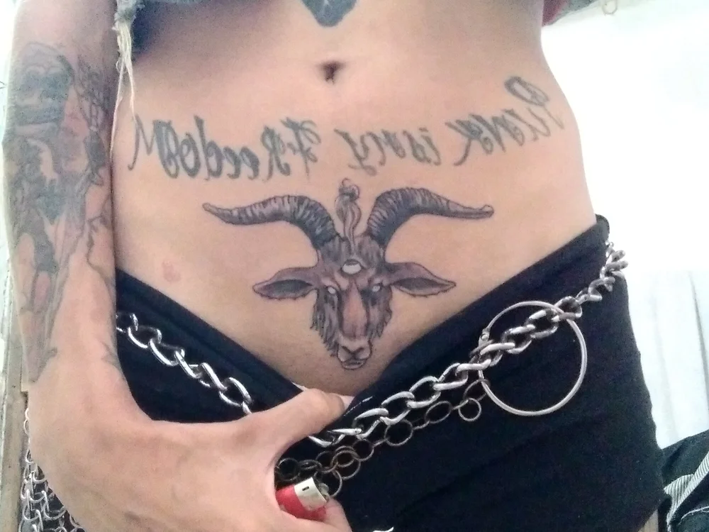 maXXXine666 offline chatrum