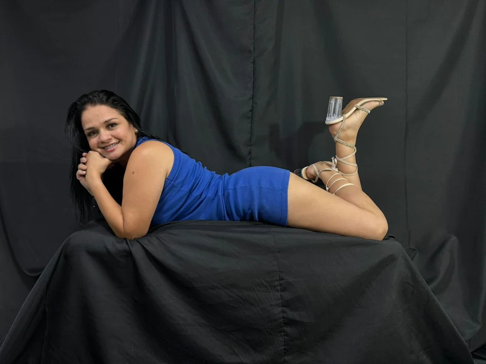 danikalon's Offline Chat Room