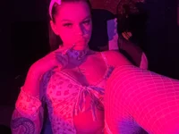 Chat +18 de Kelliy_Moon ao vivo