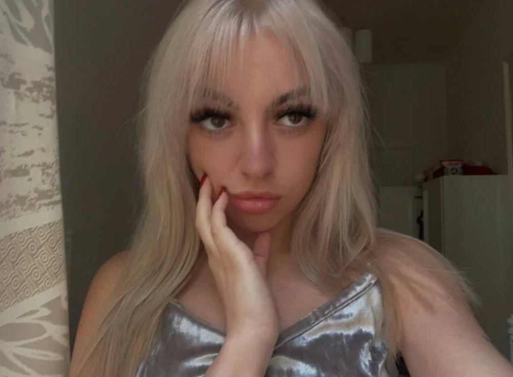 GerthaSacchetti offline chatrum