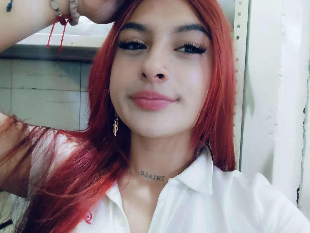 Mercy_bdsm's Offline Chat Room