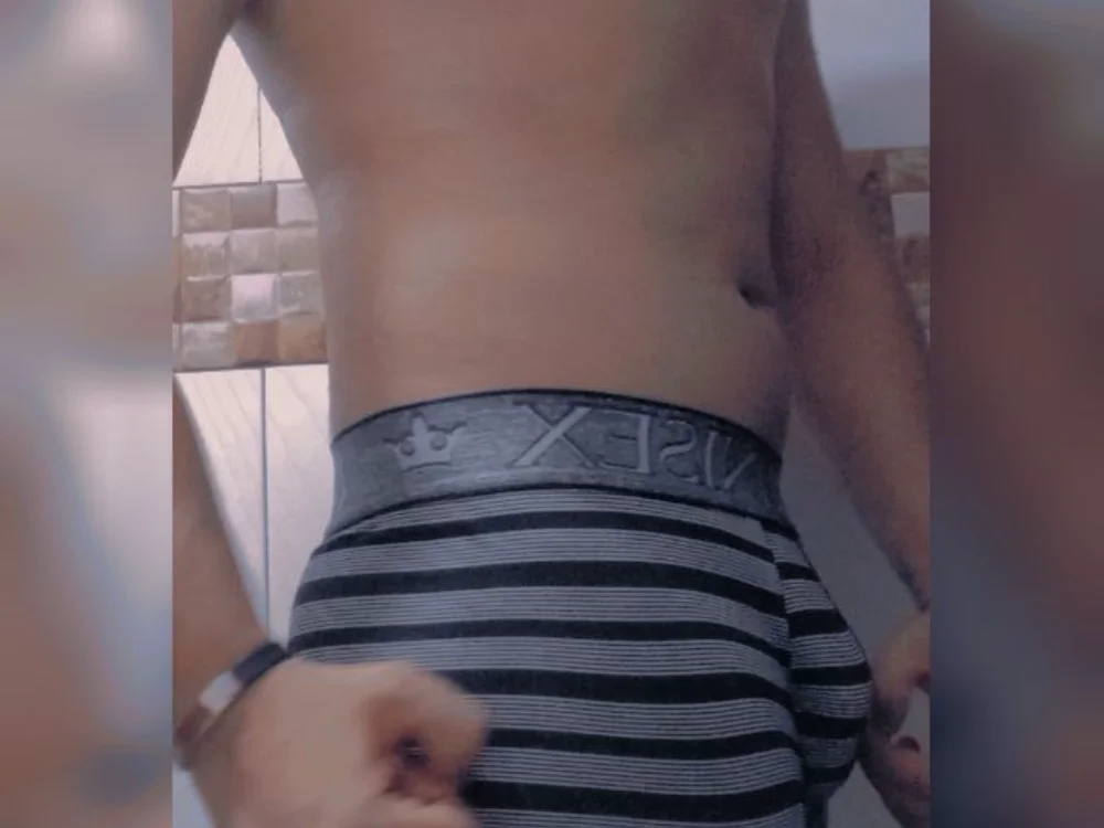 manu3103xx's most recent online preview