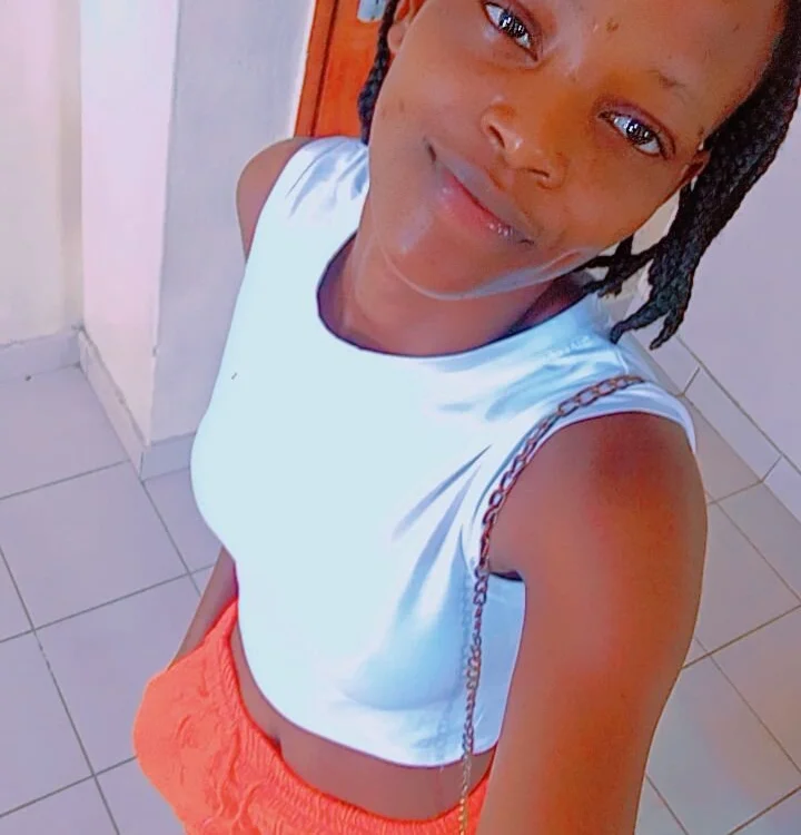 Apple_bitch Offline XXX-Chat