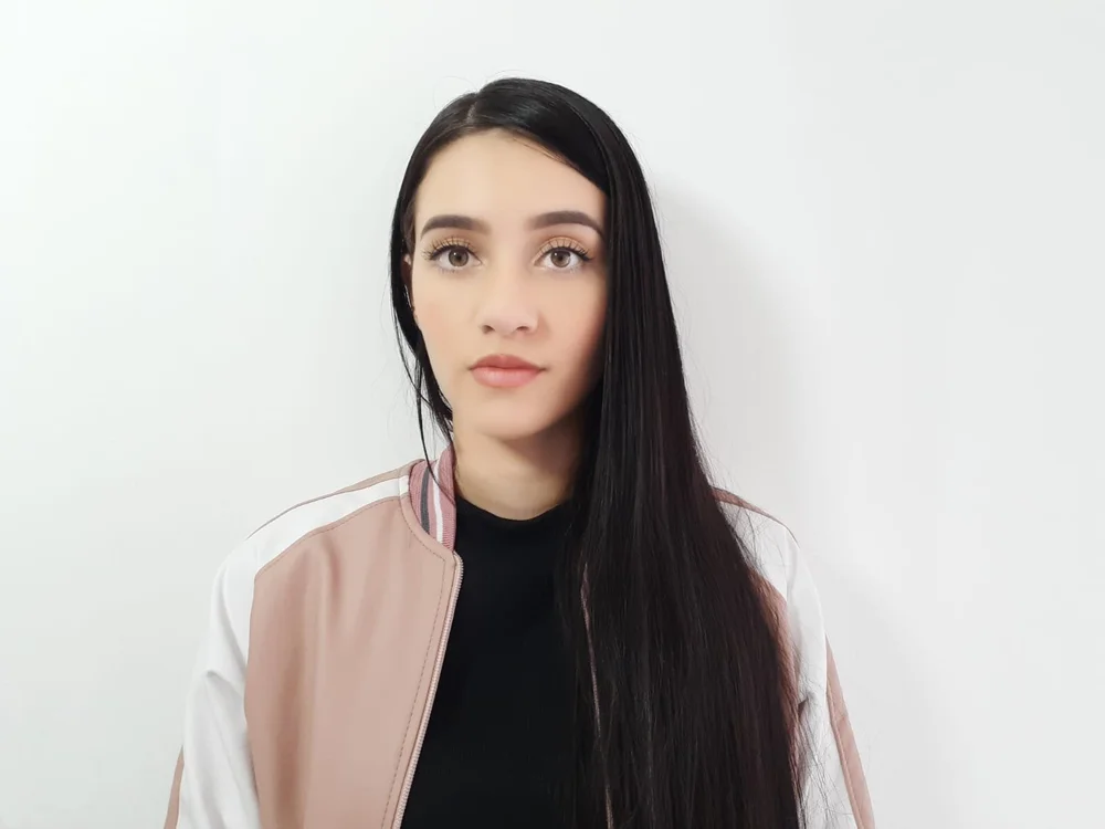 DanaHarris' Offline Chat Room
