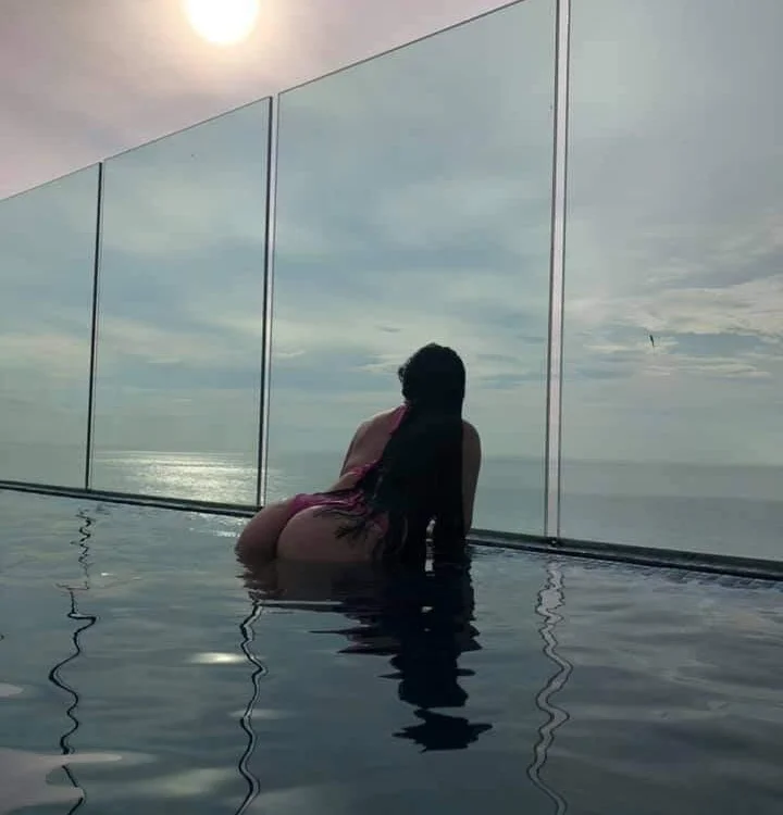 Gabriela_Lombardii: офлайн-секс-чат