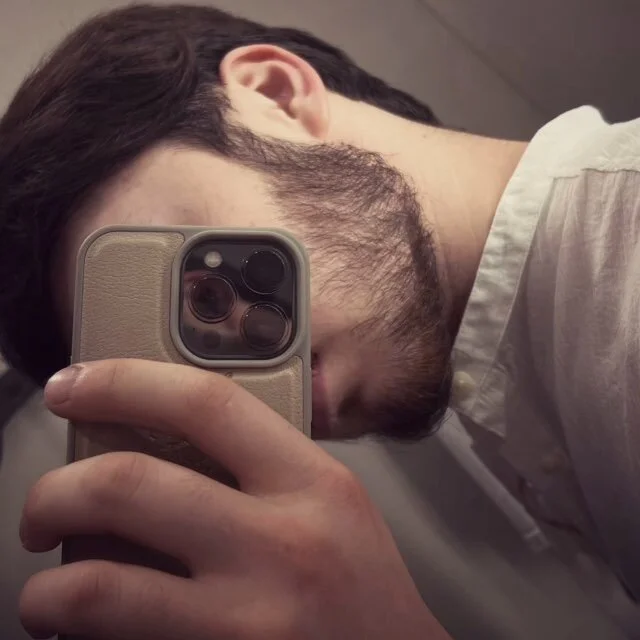 thejust_7: συνομιλία ΧΧΧ εκτός σύνδεσης