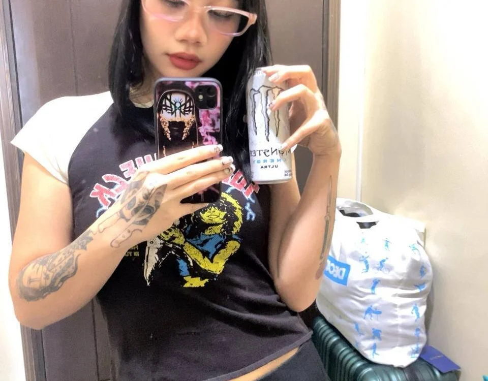 GloryKulikowski Chat XXX Ngoại tuyến