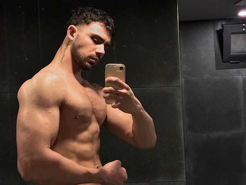 دردشة Tallboy_ الجنسية دون اتصال