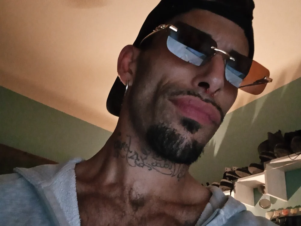 IlBos9769 Chat XXX offline