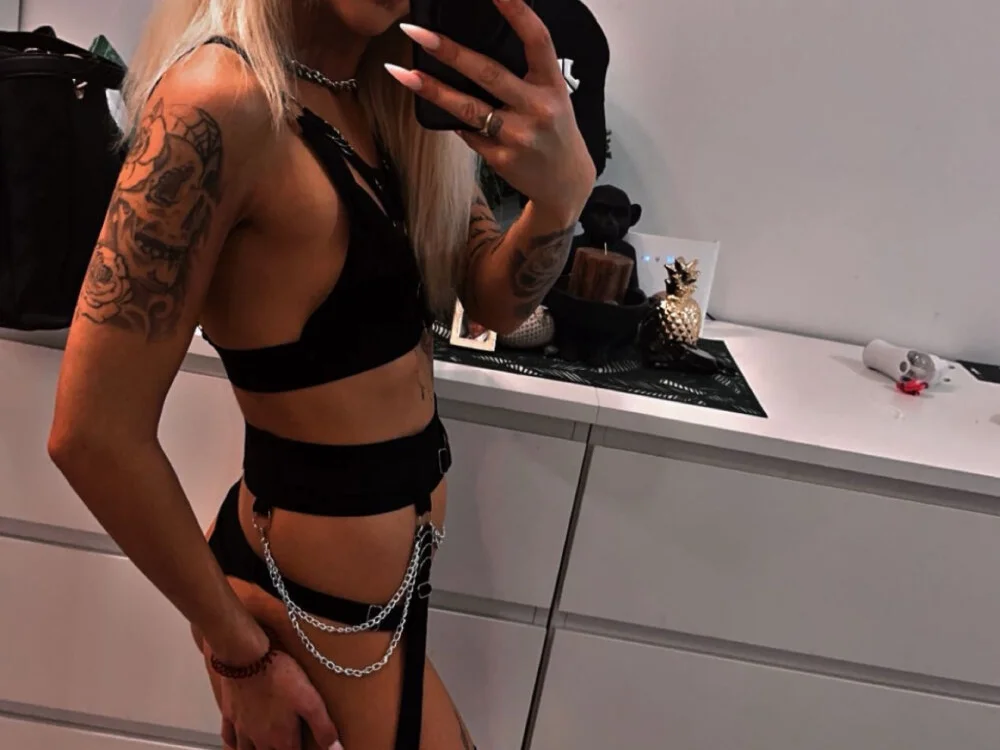 Lyra_XX 离线XXX聊天