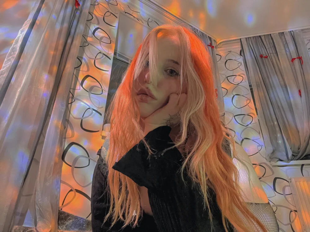 Chat +18 off-line de uwu_jane