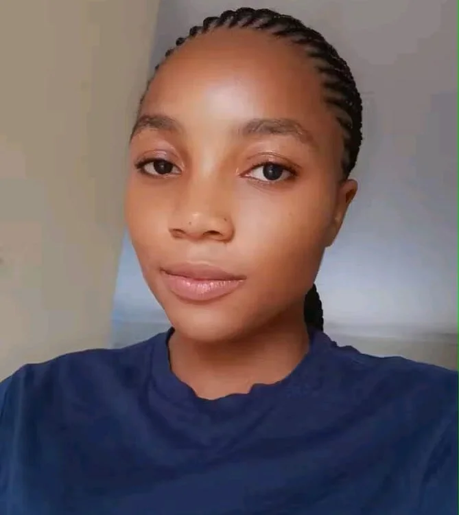 SlenderCharm98 Offline XXX-Chat