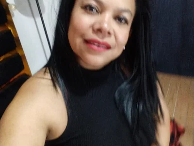 Helena_mickK Female Tittyfuck Chat Cam