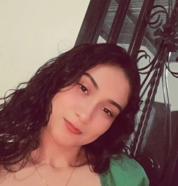 sarasophia246 offline XXX-chatje