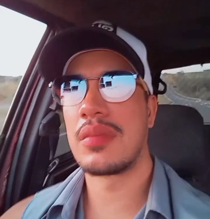 Chat +18 off-line de TonnyMoreno