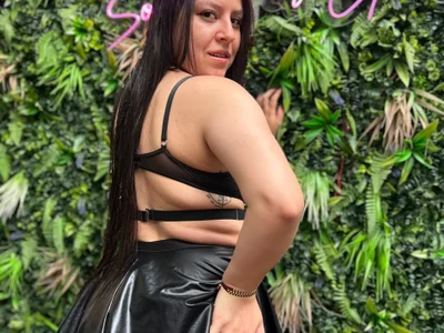 Alaia_Ferrer22 - Girl 