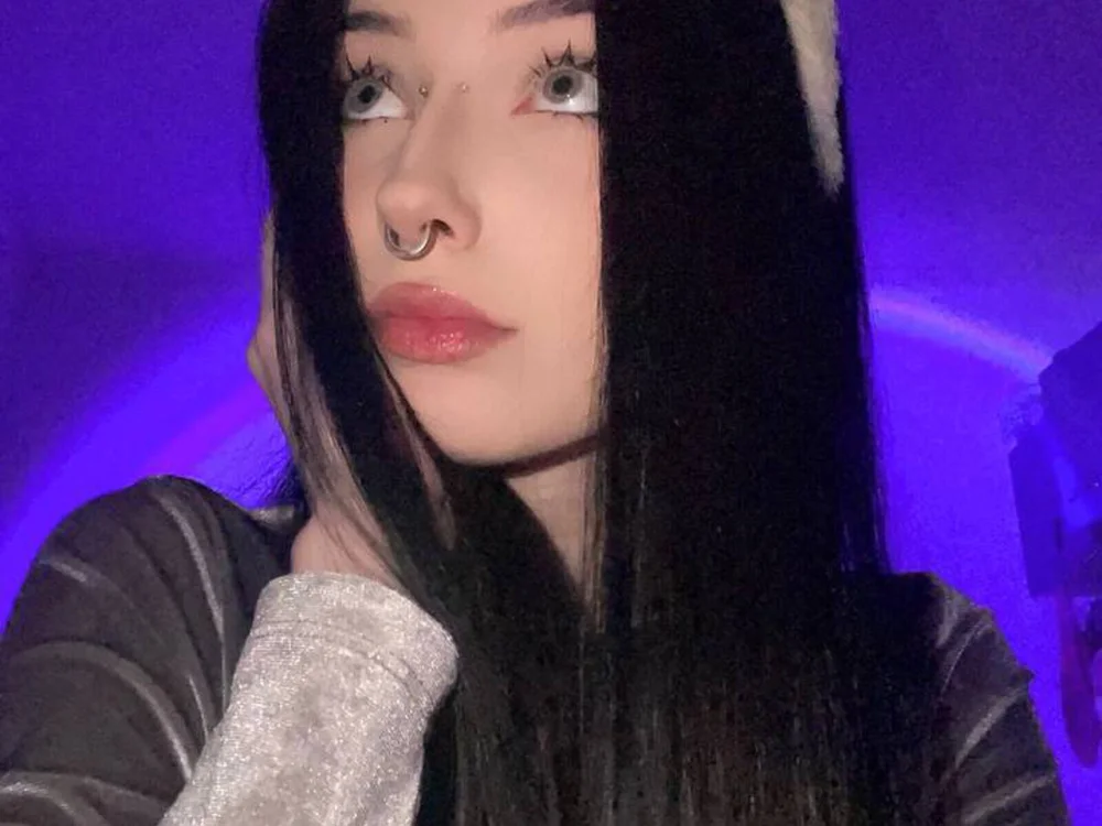 _BlackSwan__ offline chatrum