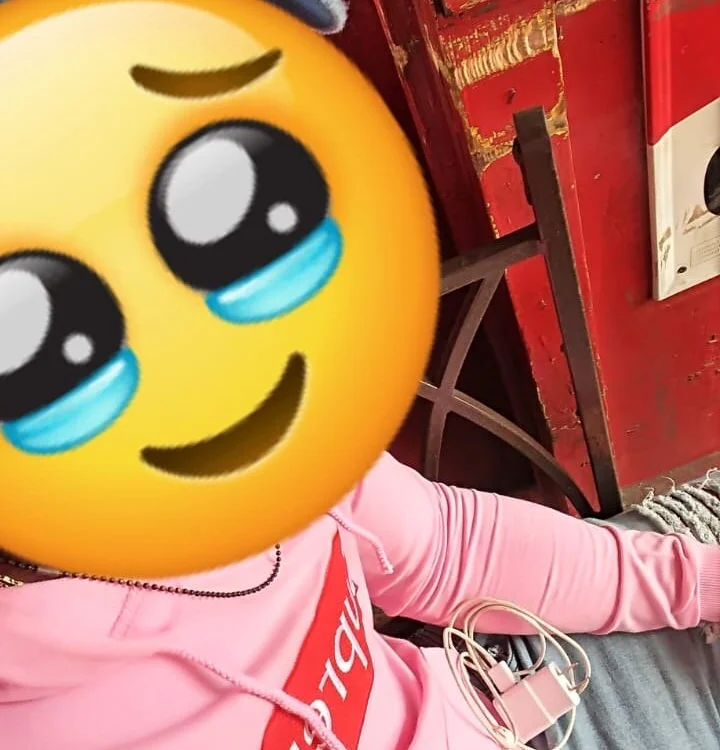 Loniel8520 Obrolan XXX Offline