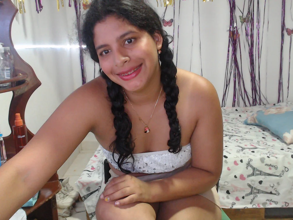 sexyhot20xxx 라이브 XXX 채팅