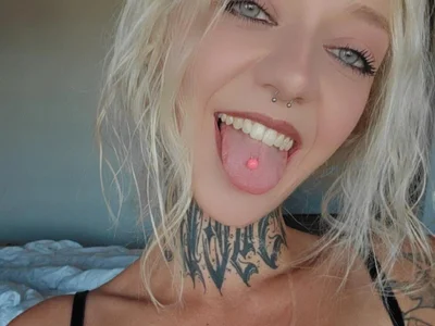Valery_Venom on StripChat
