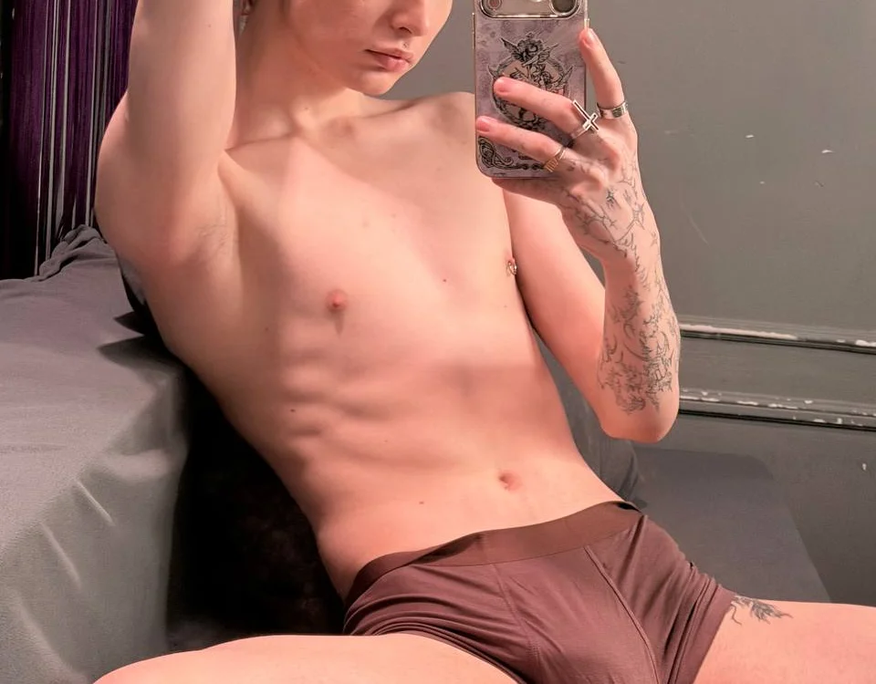 Your_avatar Obrolan XXX Offline