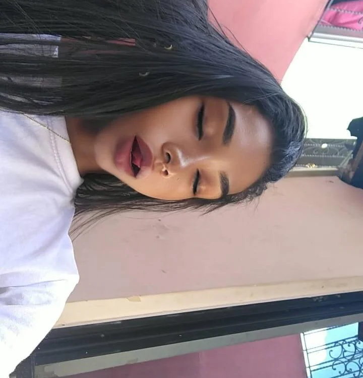 Offline XXX chat Sofia_Roman22