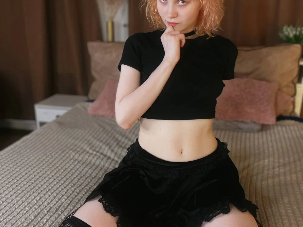 Awawrin's Offline XXX Chat