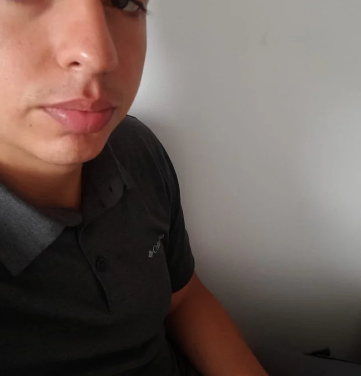 Offline chatovací místnost Axel_Stones_