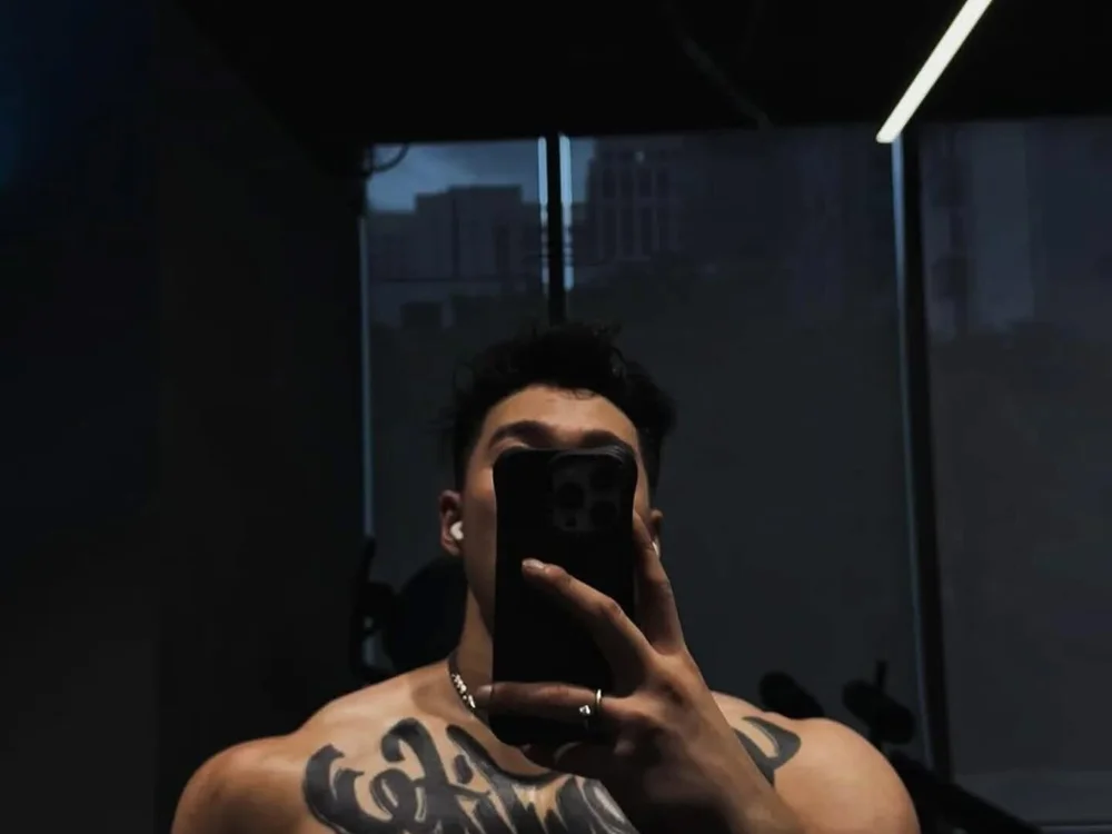 bigdickworldwide17's Offline XXX Chat