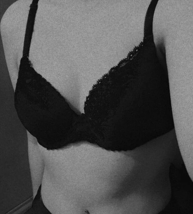 soni_megwal Obrolan XXX Offline