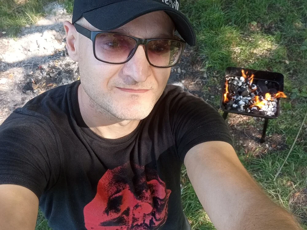 Luci1982Brazzers: συνομιλία ΧΧΧ εκτός σύνδεσης