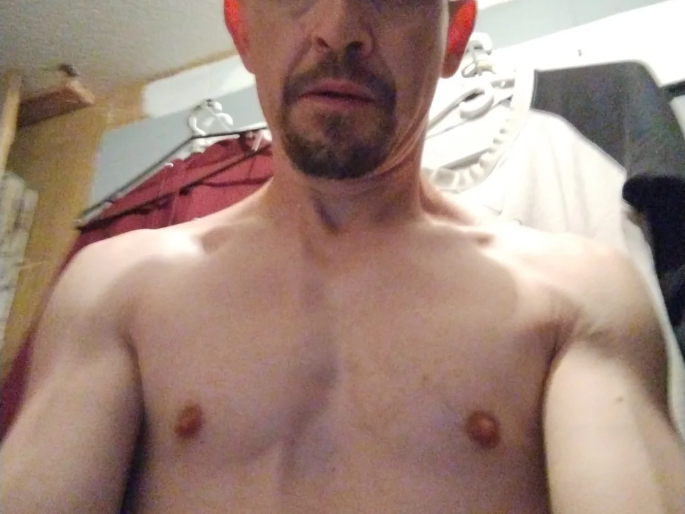 DerekGrobb offline XXX-chat