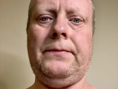 Profile of Erik_Sexting