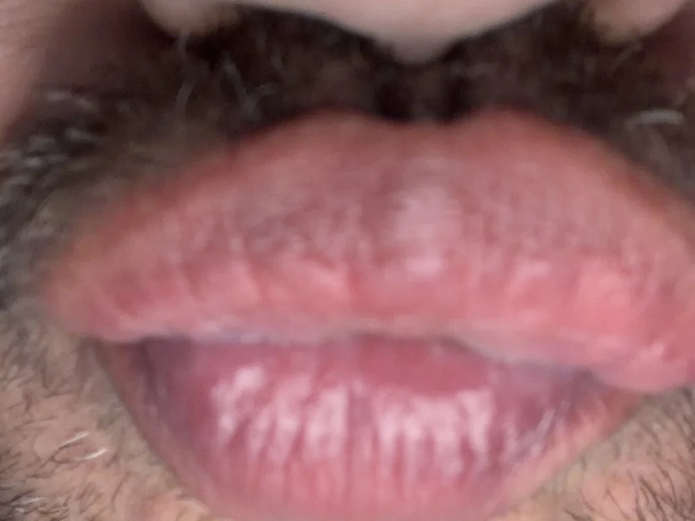 Rune83 Offline XXX Chat