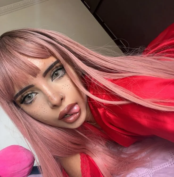 nessaa888 離線 XXX 聊天