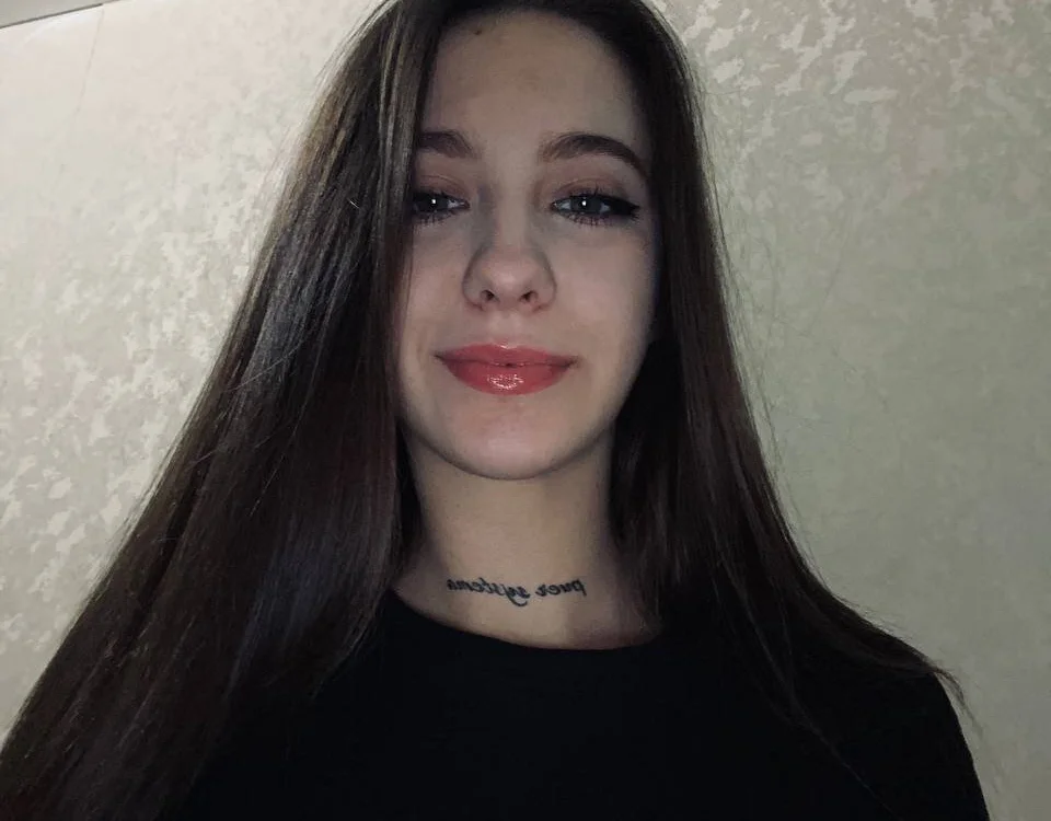 Little_cherryy__'s Offline XXX Chat