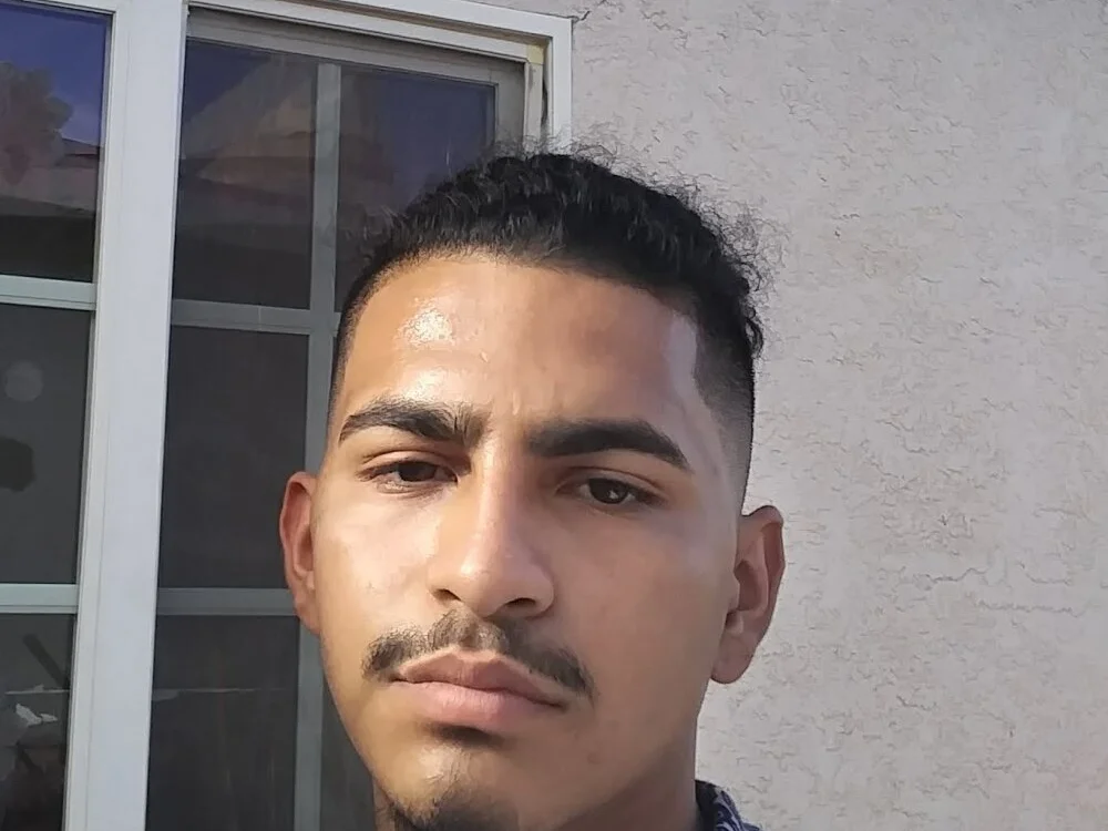 Chat XXX offline de brownbonegangsta13