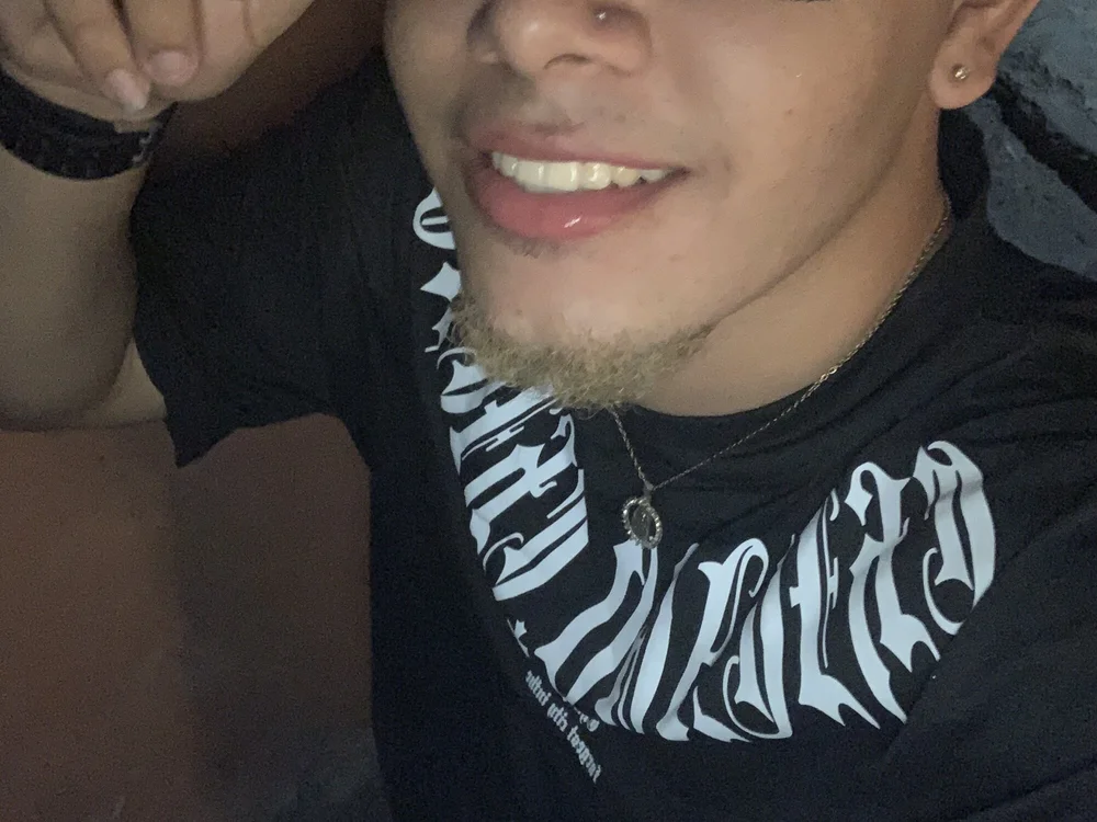 06_ANDRES-'s Offline Chat Room