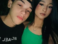 isaa_and_juanjo webcam thumbnail