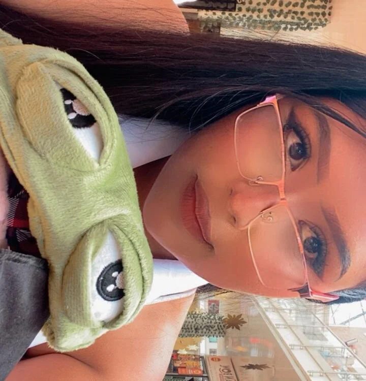 Kitty_love_sn Offline XXX chat