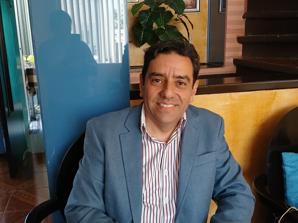 FernandoReuterG Obrolan XXX Offline