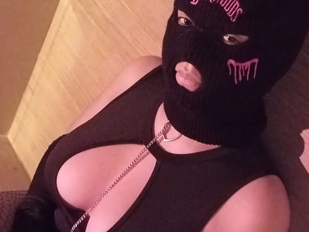 Offline chatovací místnost Kandy_mask