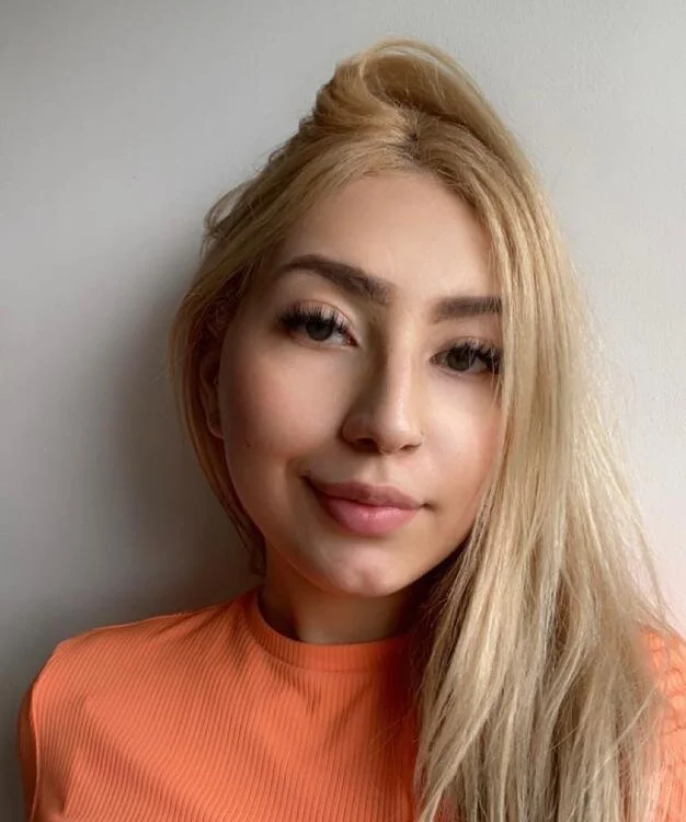 Cloee_Allan's Offline Chat Room